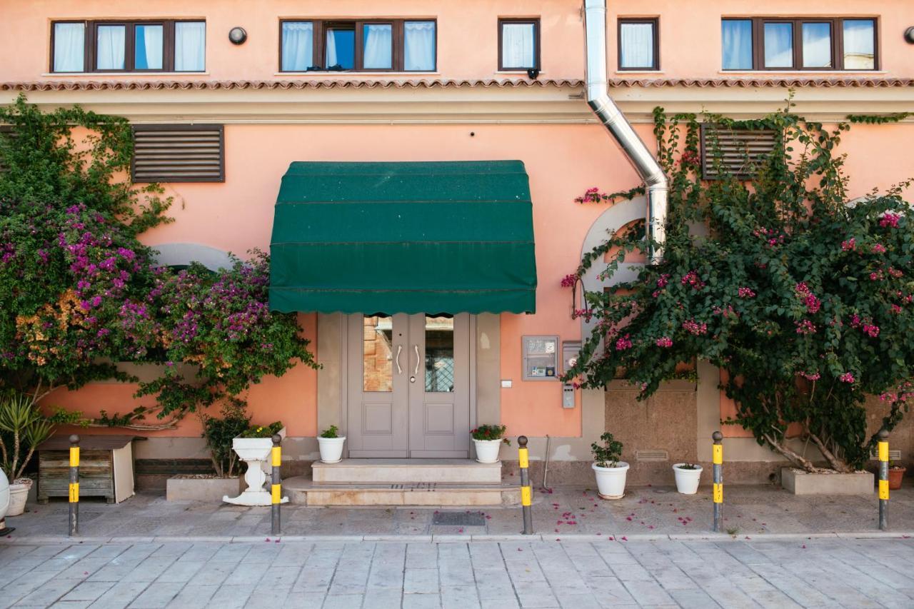 Hotel Bella Napoli Ristorante & Spa ฟอจเจีย ภายนอก รูปภาพ